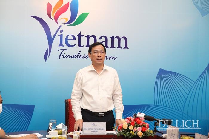 Tổng cục trưởng TCDL Nguyễn Trùng Khánh phát biểu chỉ đạo tại hội nghị